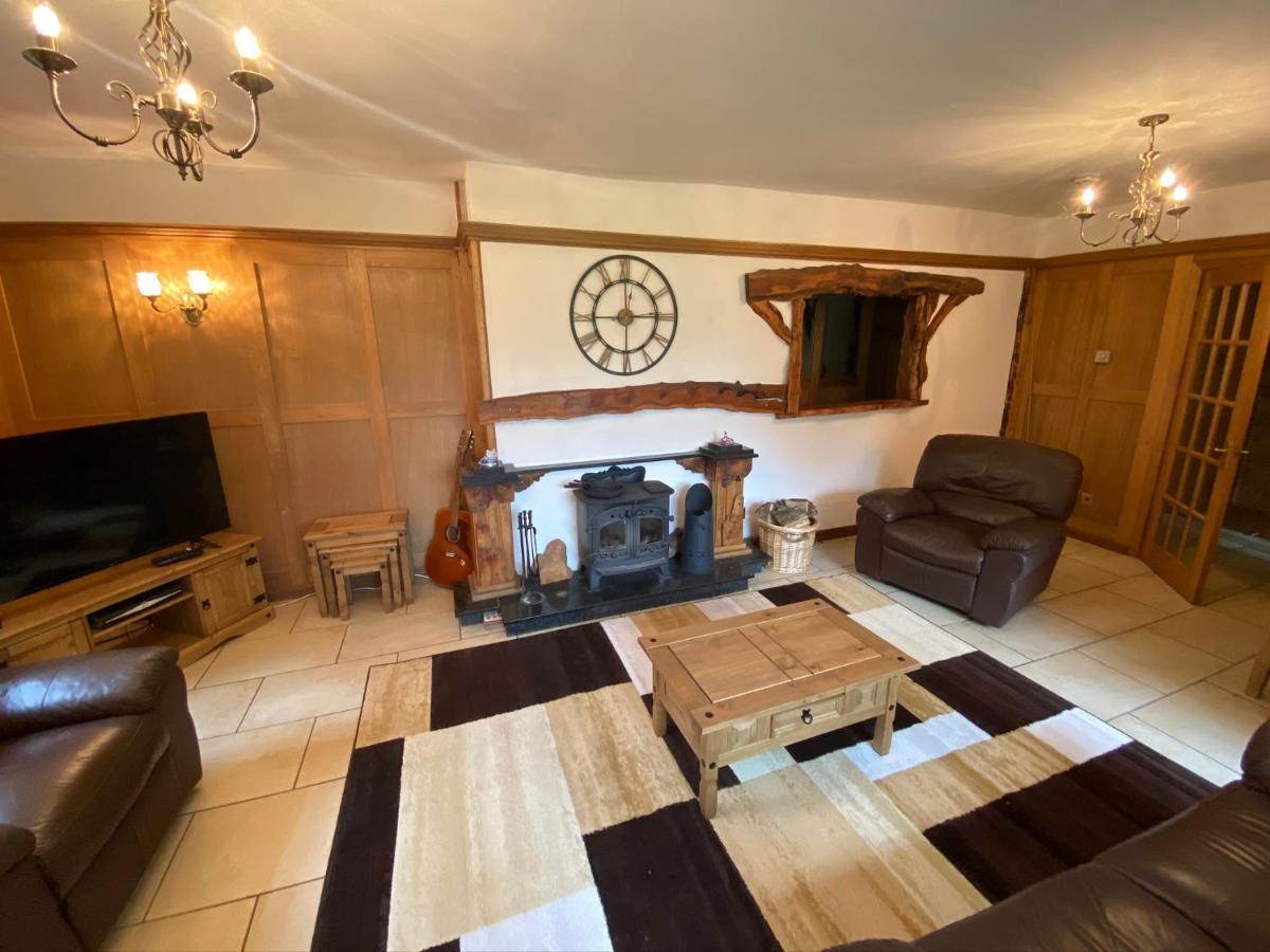 Tranquil Thornhill Cottage Retreat With Hot Tub Moniaive Extérieur photo