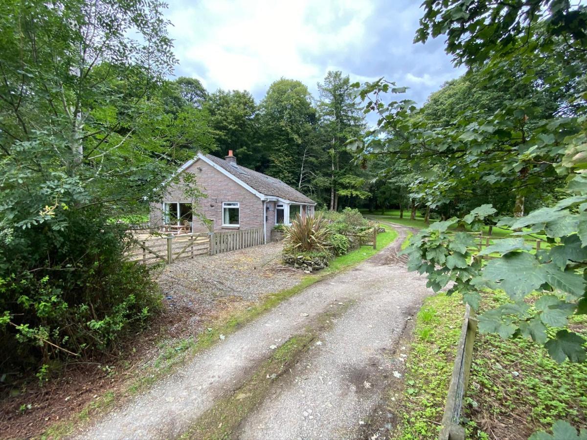Tranquil Thornhill Cottage Retreat With Hot Tub Moniaive Extérieur photo
